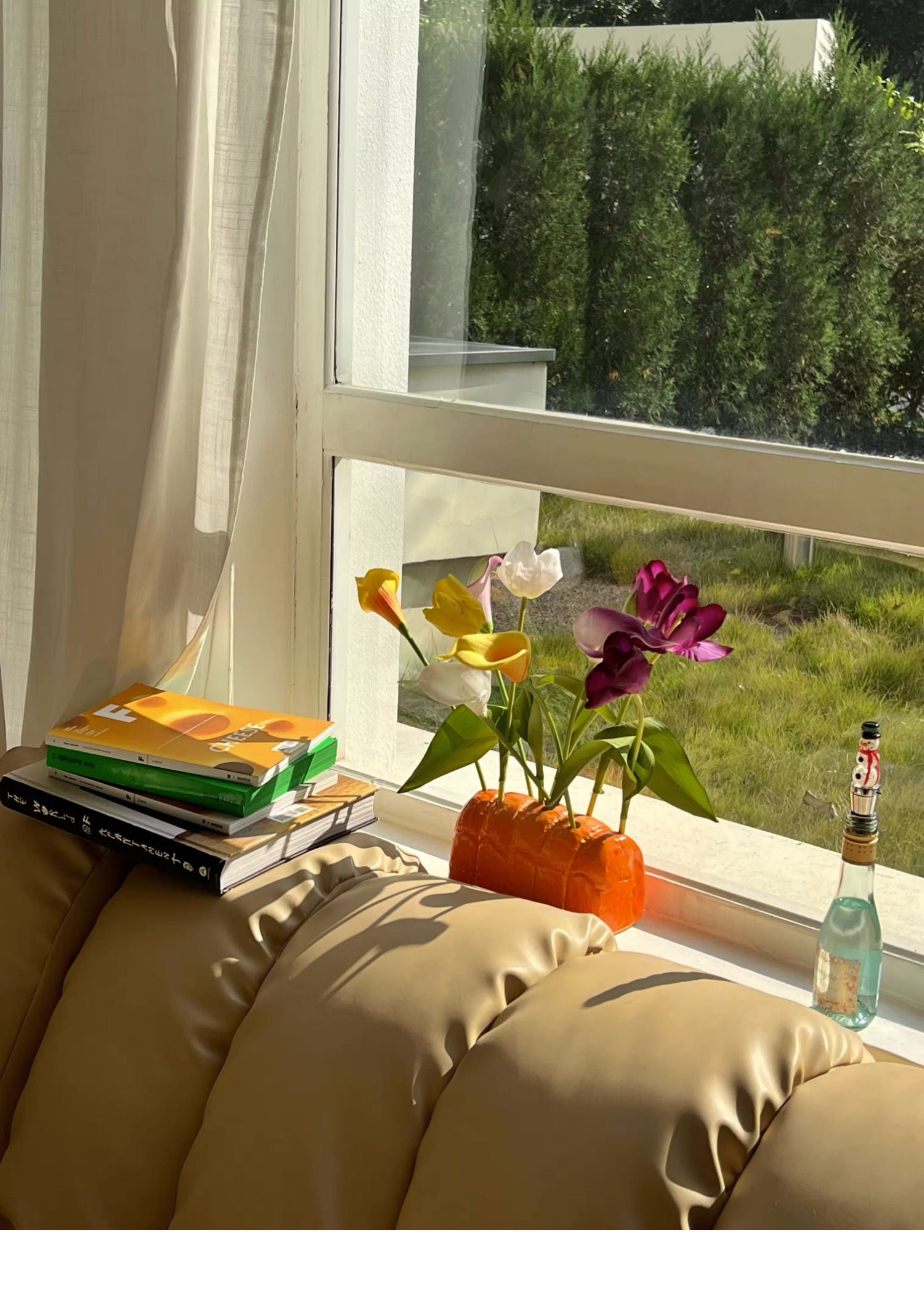 Bread Shaped Flower Vase-4